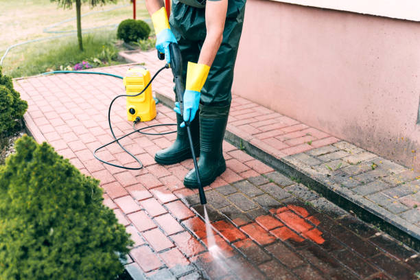 Best Commercial Pressure Washing  in Lenoir, NC
